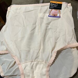 Bali Shape Shaper Brief in Soft Cream. New in bags. 5/$20.  Retail for $13 ea